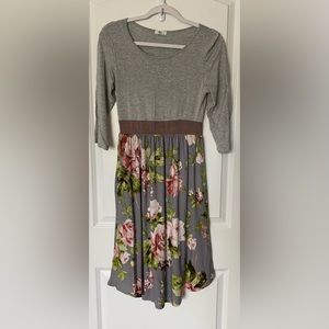 Beautiful ⭐️LIKE NEW⭐️ Midi Dress